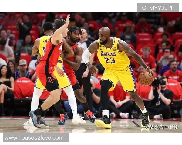 里夫斯复出引发关注ESPN预测湖人与火箭G5胜率各占一半